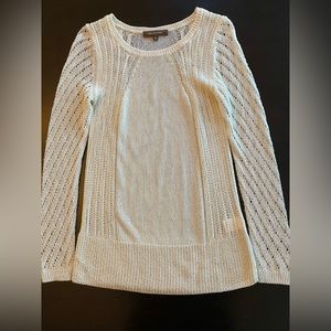 Beautiful lightweight knit sweater